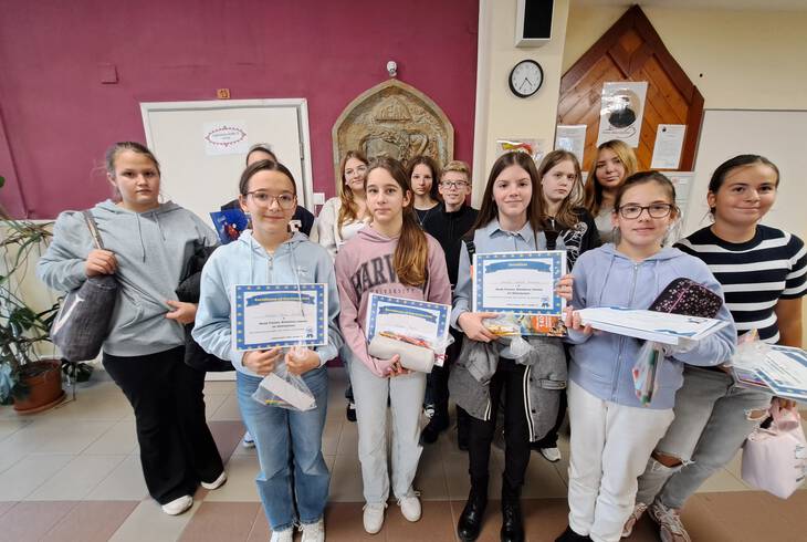 Dek-napi idegen nyelvi vetlked