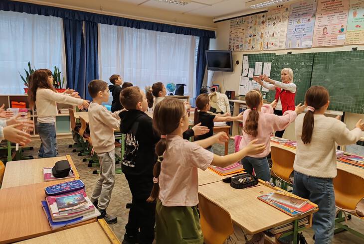 Fejfriss�t� H�t az iskol�nkban