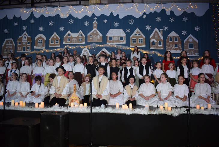 Gyertyaf�nyes kar�csony