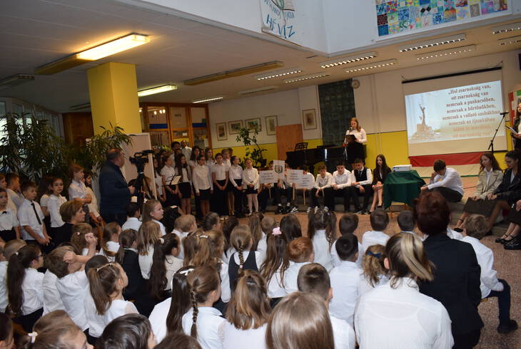 Oktber 23-i megemlkezs iskolnkban